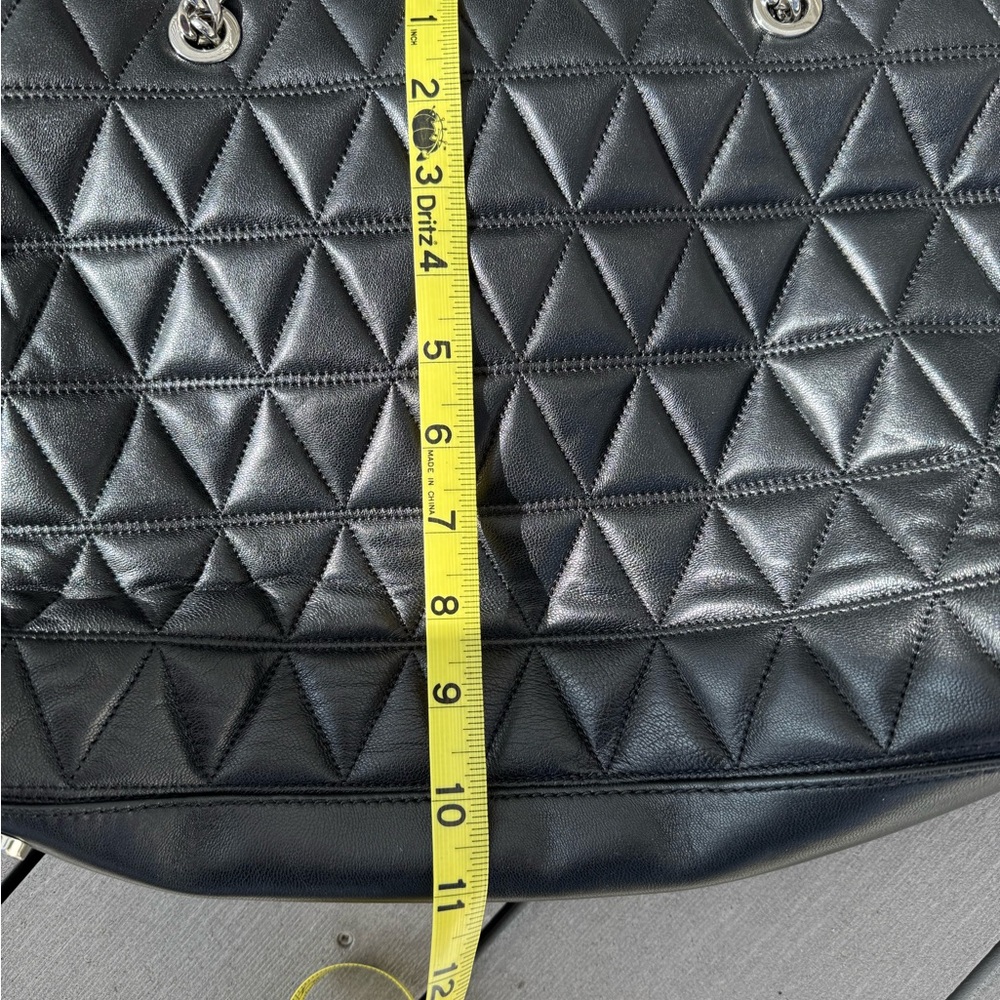 Michael Kors Black Leather Tote Bag with Chain Detail - Picture 4 of 9